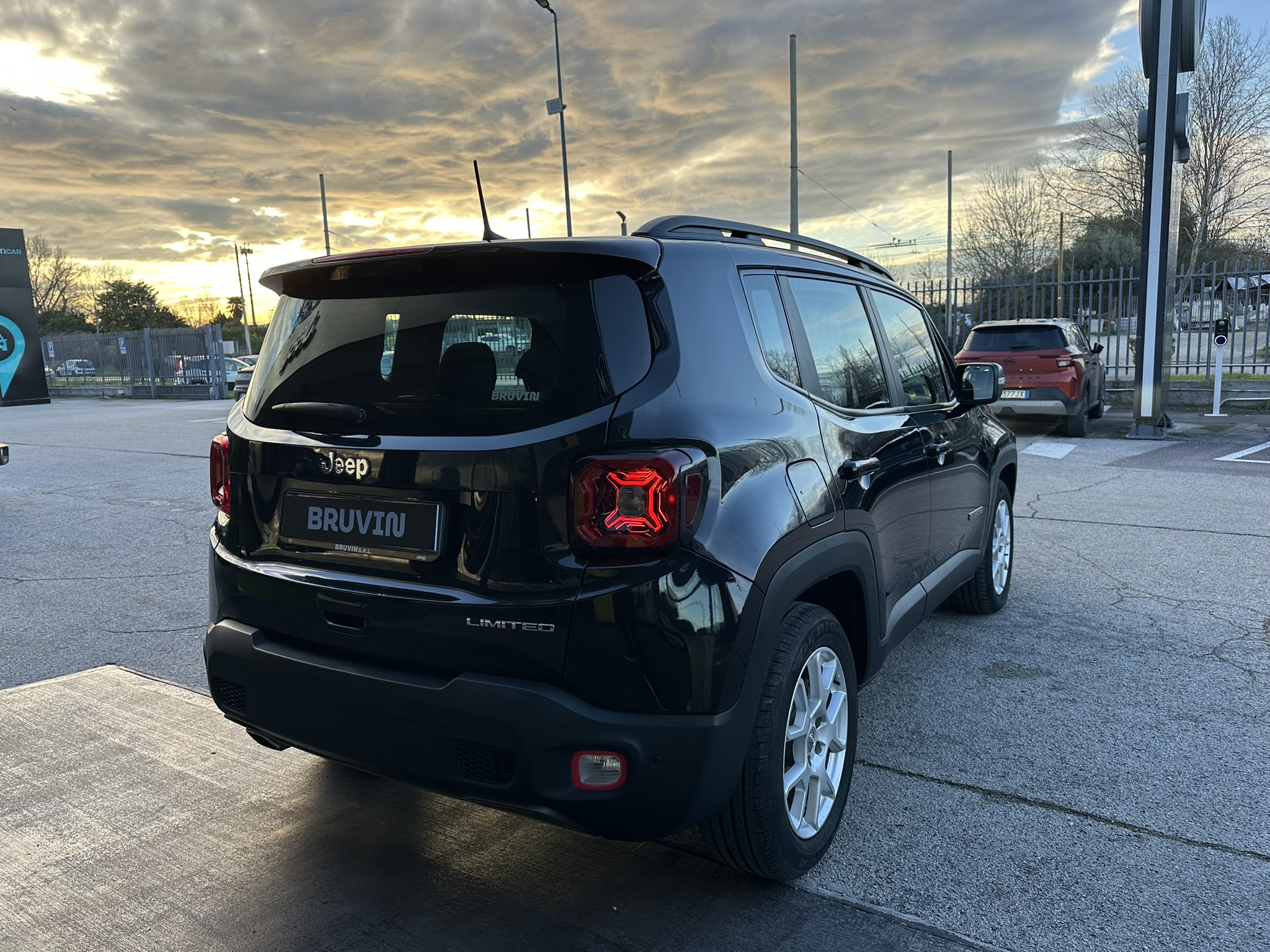 Jeep Renegade Limited 1.6 120cv Auto