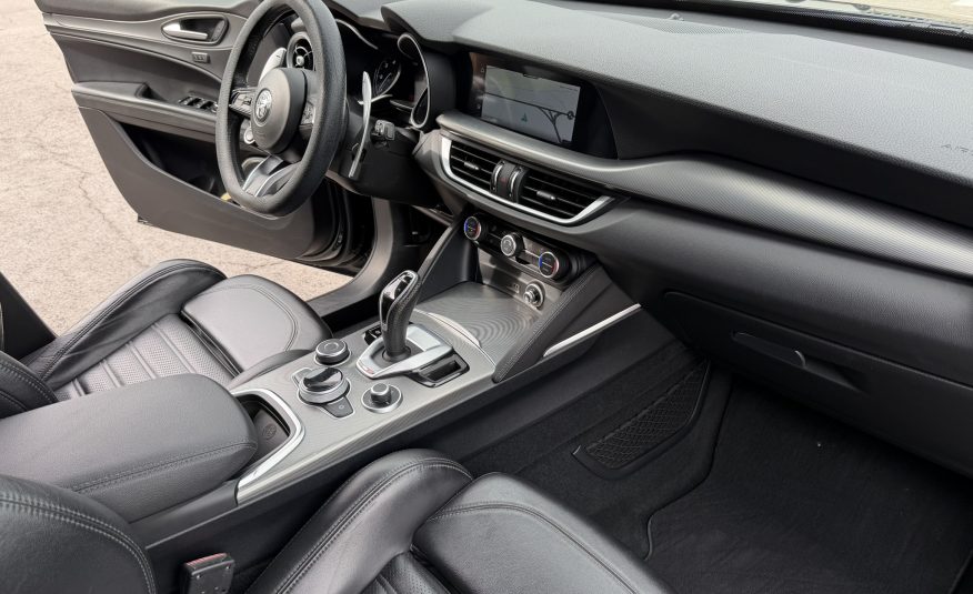 Alfa Romeo Stelvio Veloce 2.2 210cv Q4