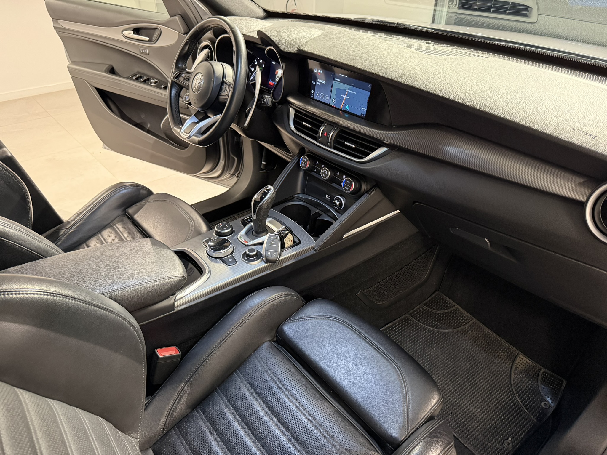 Alfa Romeo Stelvio Veloce Q4 2.2 210cv