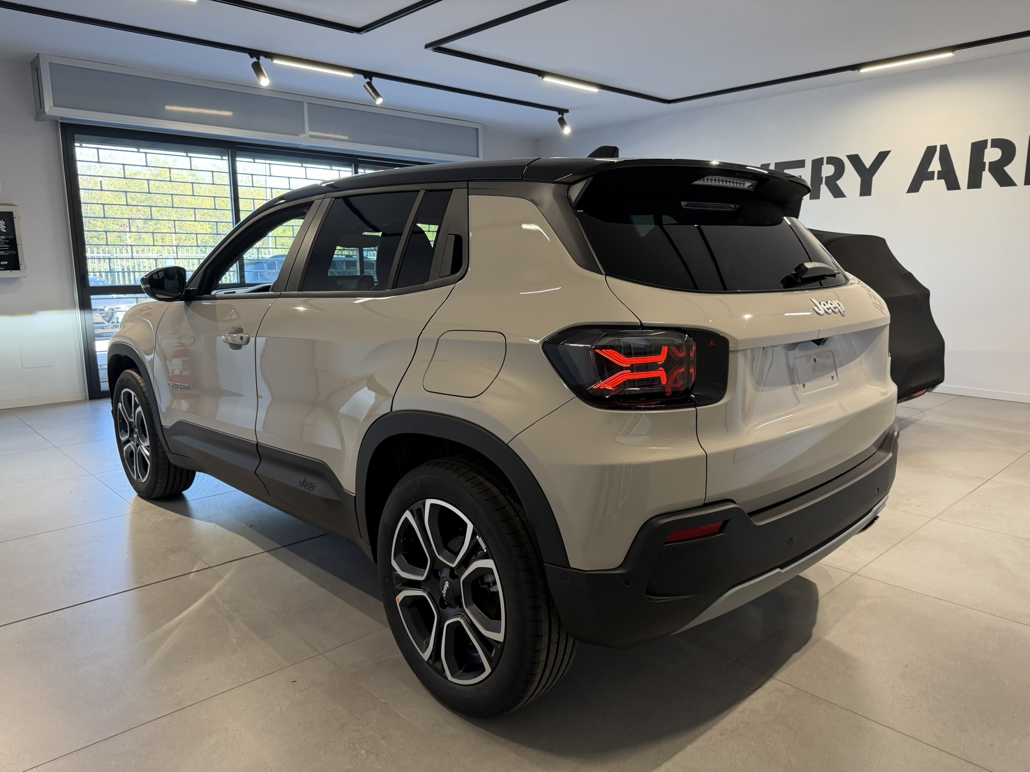 Jeep Avenger Summit MHEV 1.2 110cv