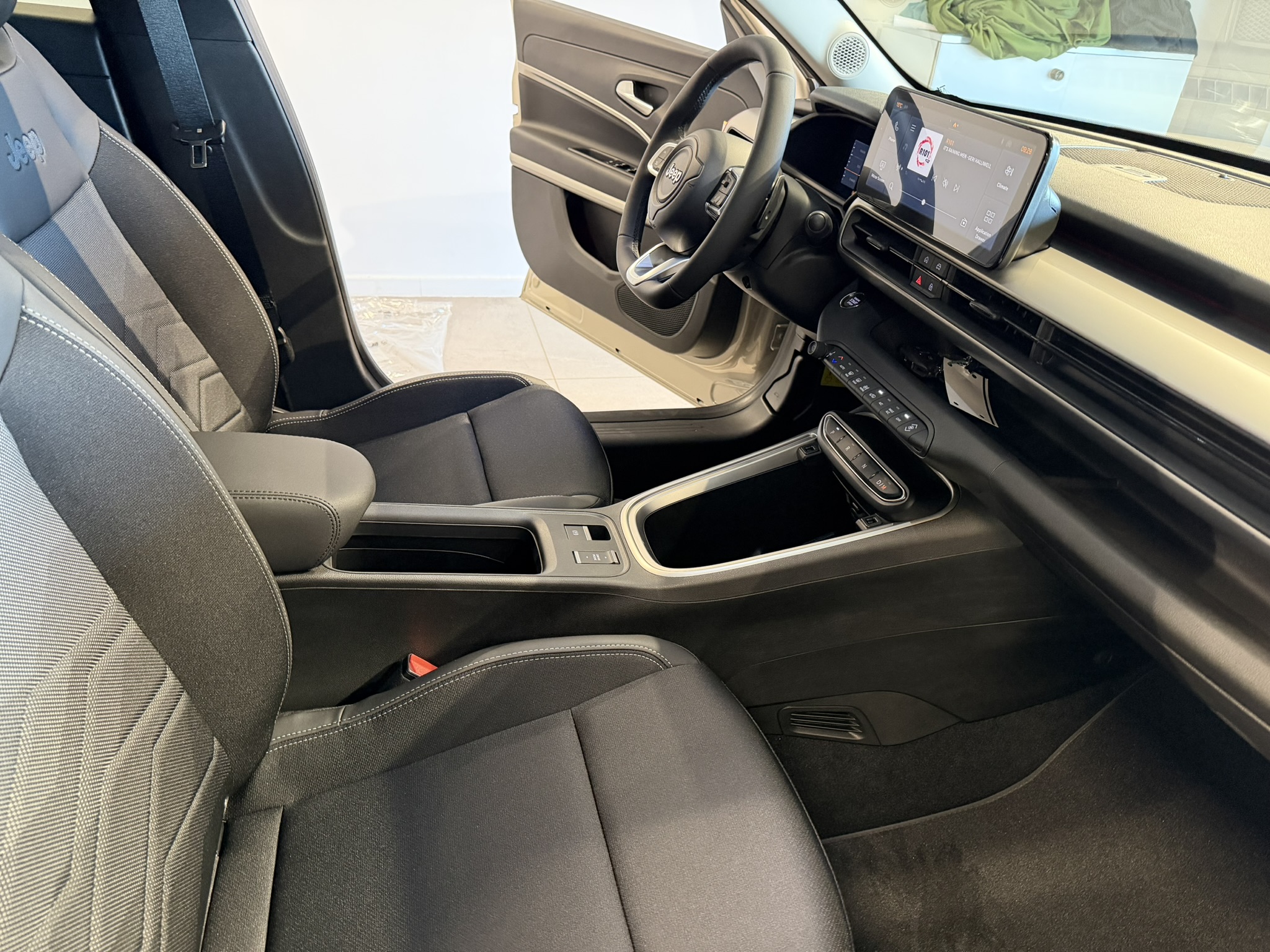 Jeep Avenger Summit MHEV 1.2 110cv