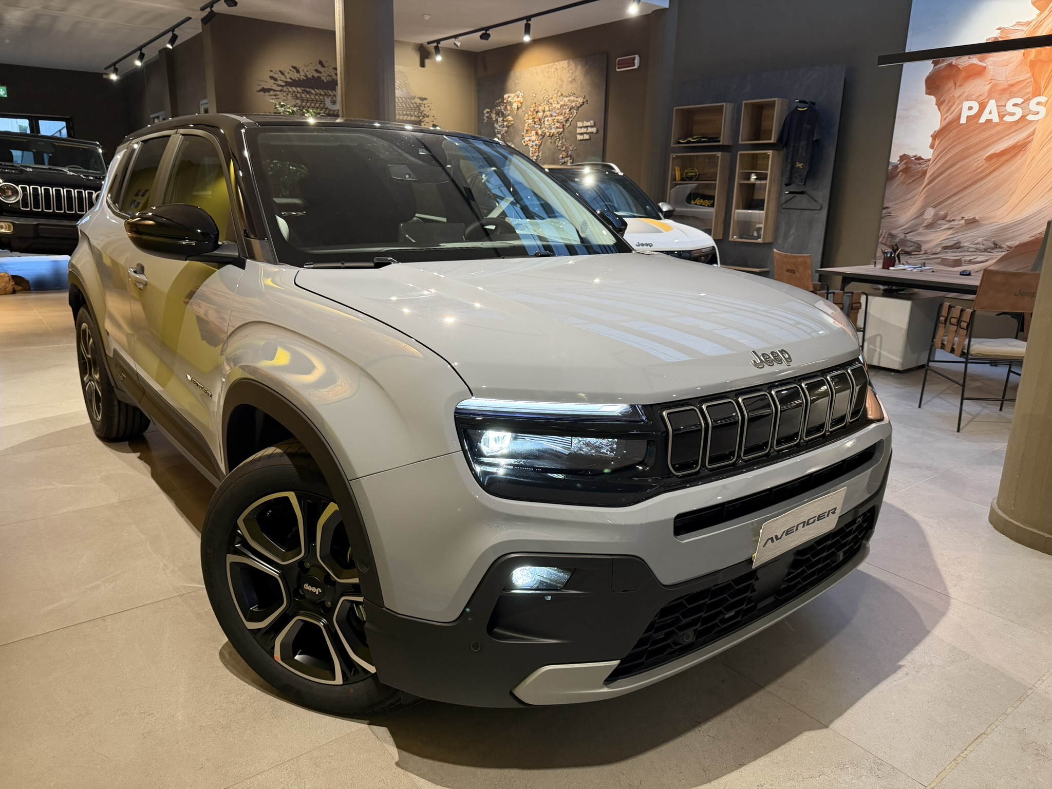 Jeep Avenger Summit 1.2 100cv