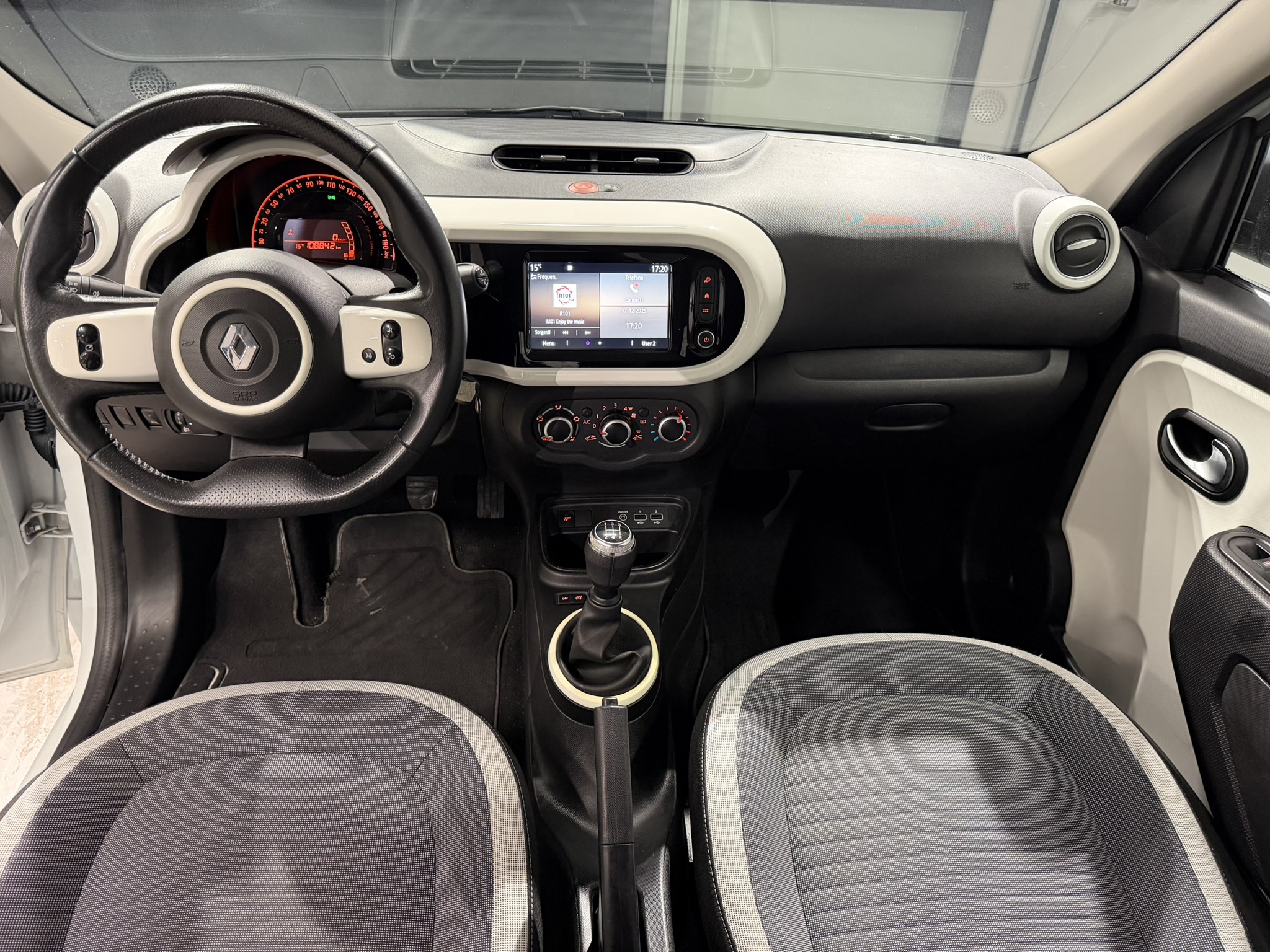 Renault Twingo Intens 1.0 65cv