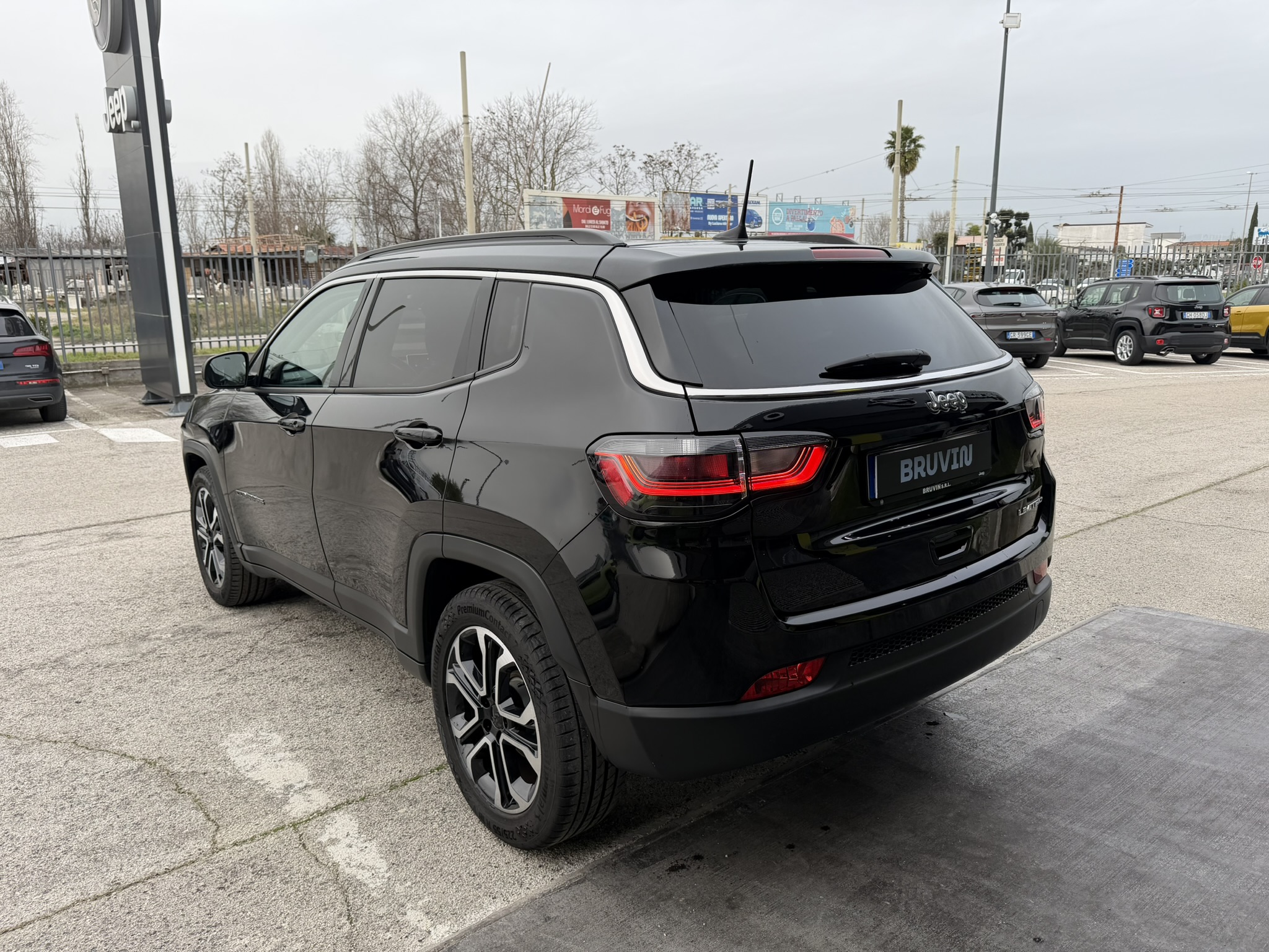 Jeep Compass Limited .6 130cv