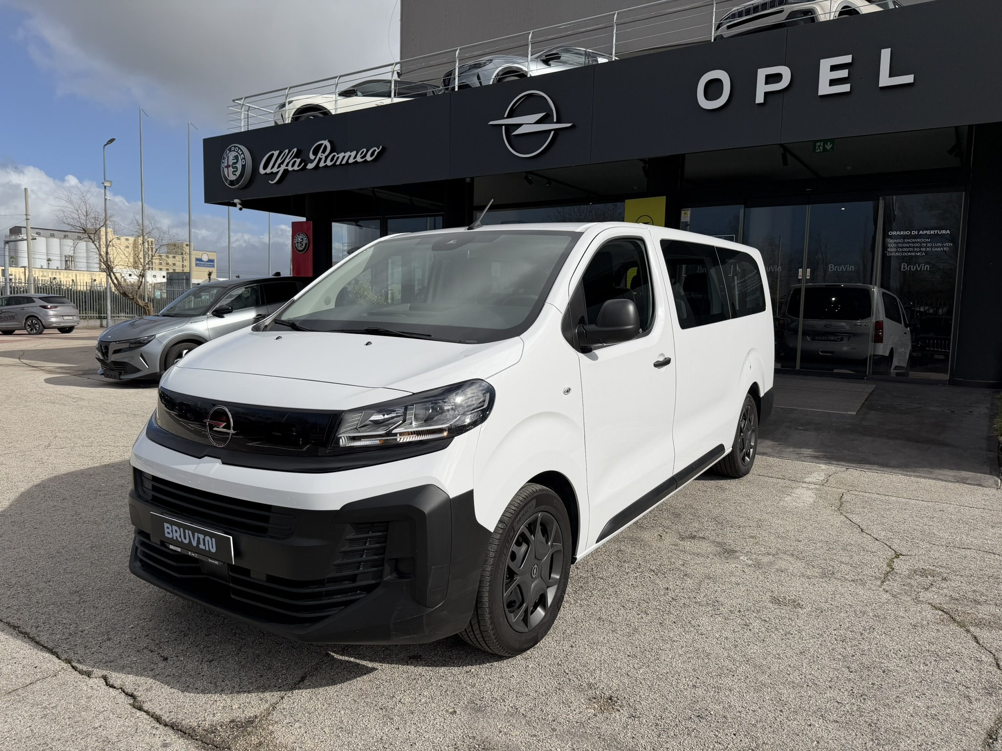 Opel Vivaro Life Combi 2.0 180cv AT8