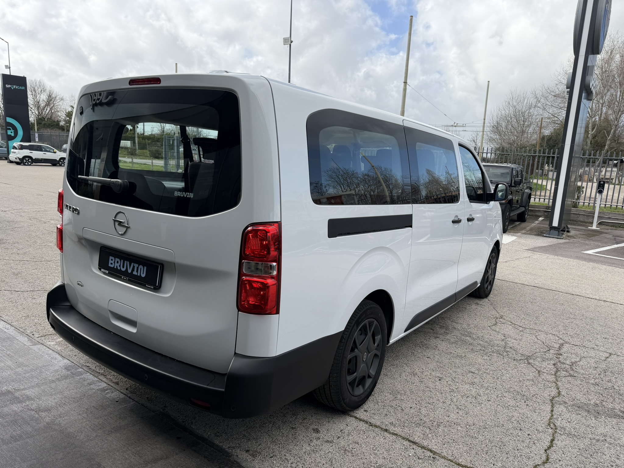 Opel Vivaro Life Combi 2.0 180cv AT8