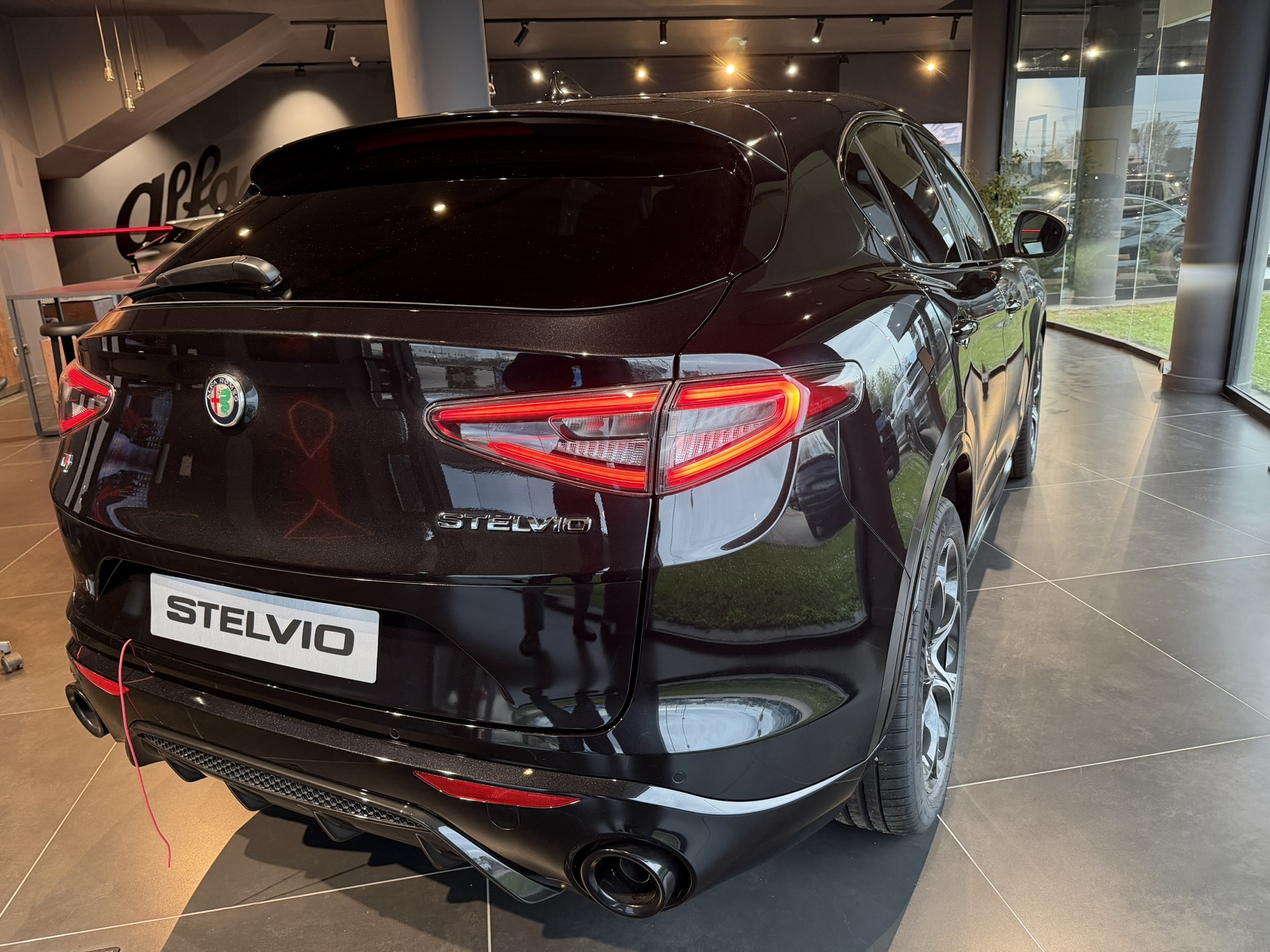 Alfa Romeo Stelvio Veloce 2.2 210cv