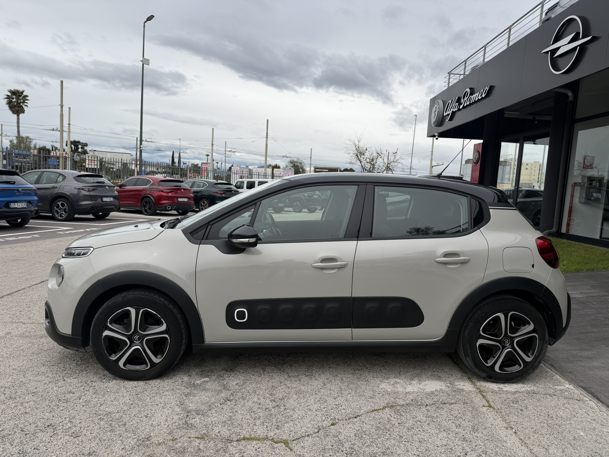 Citroen C3 Shine 1.2 110cv Auto