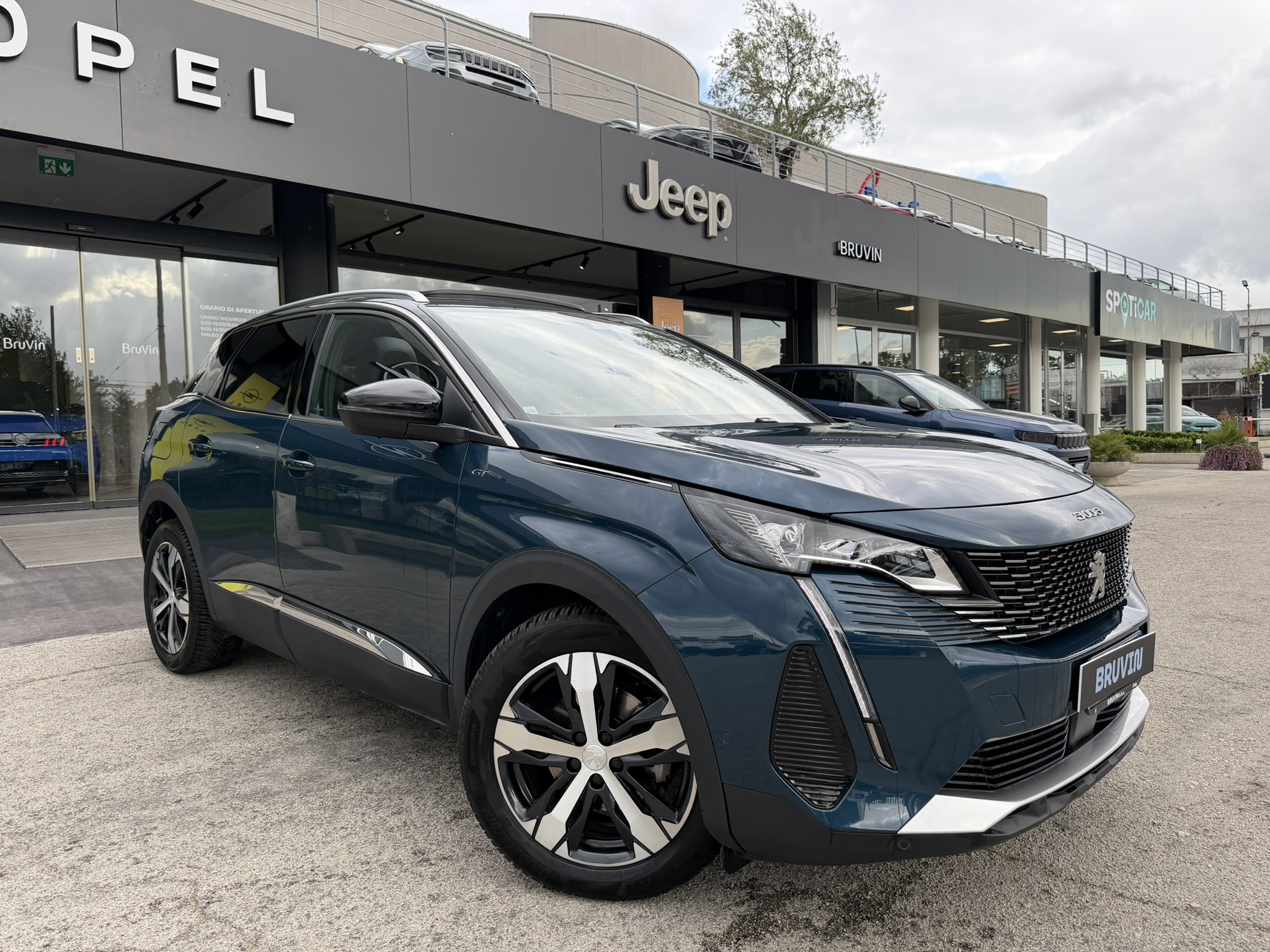 Peugeot 3008 GT 1.5 131cv Auto