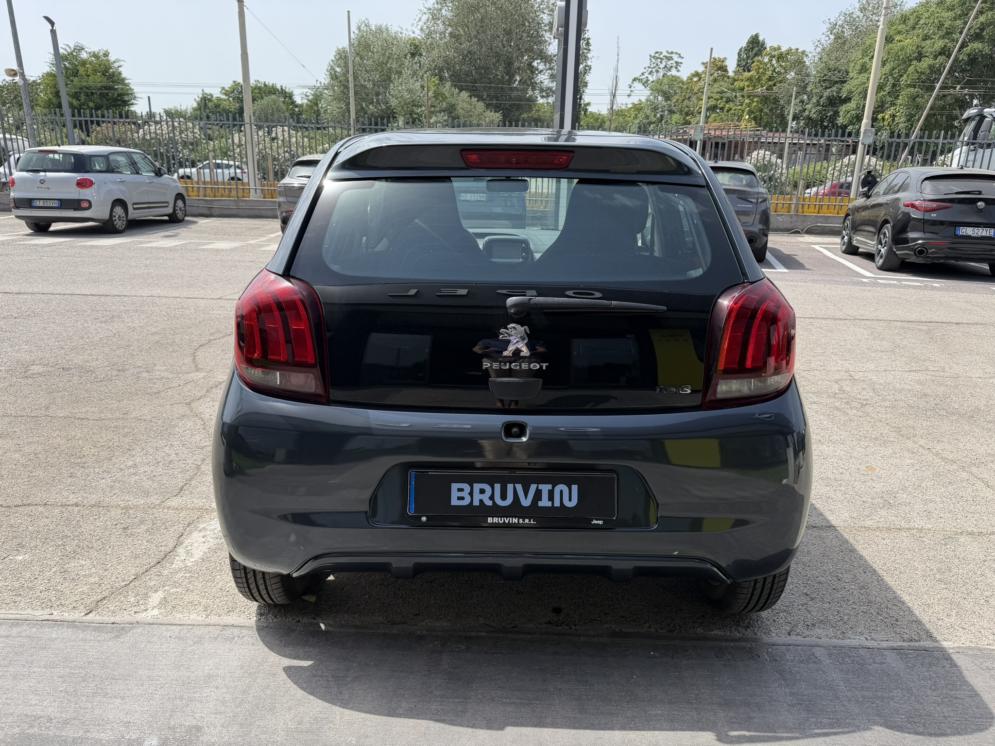 Peugeot 108 Allure 1.0 Auto
