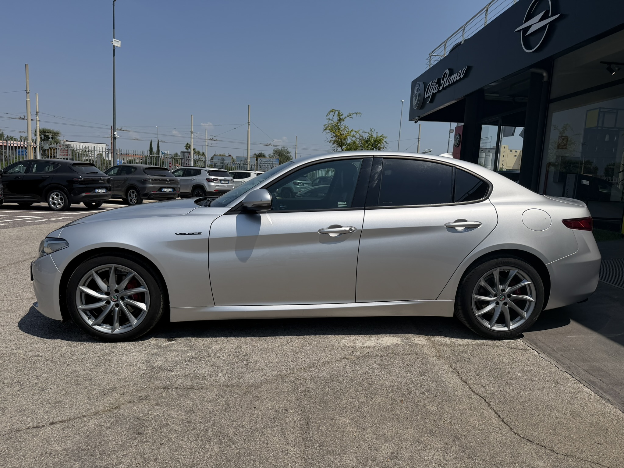 Alfa Romeo Giulia Rosso Edizione 2.2 160cv Auto