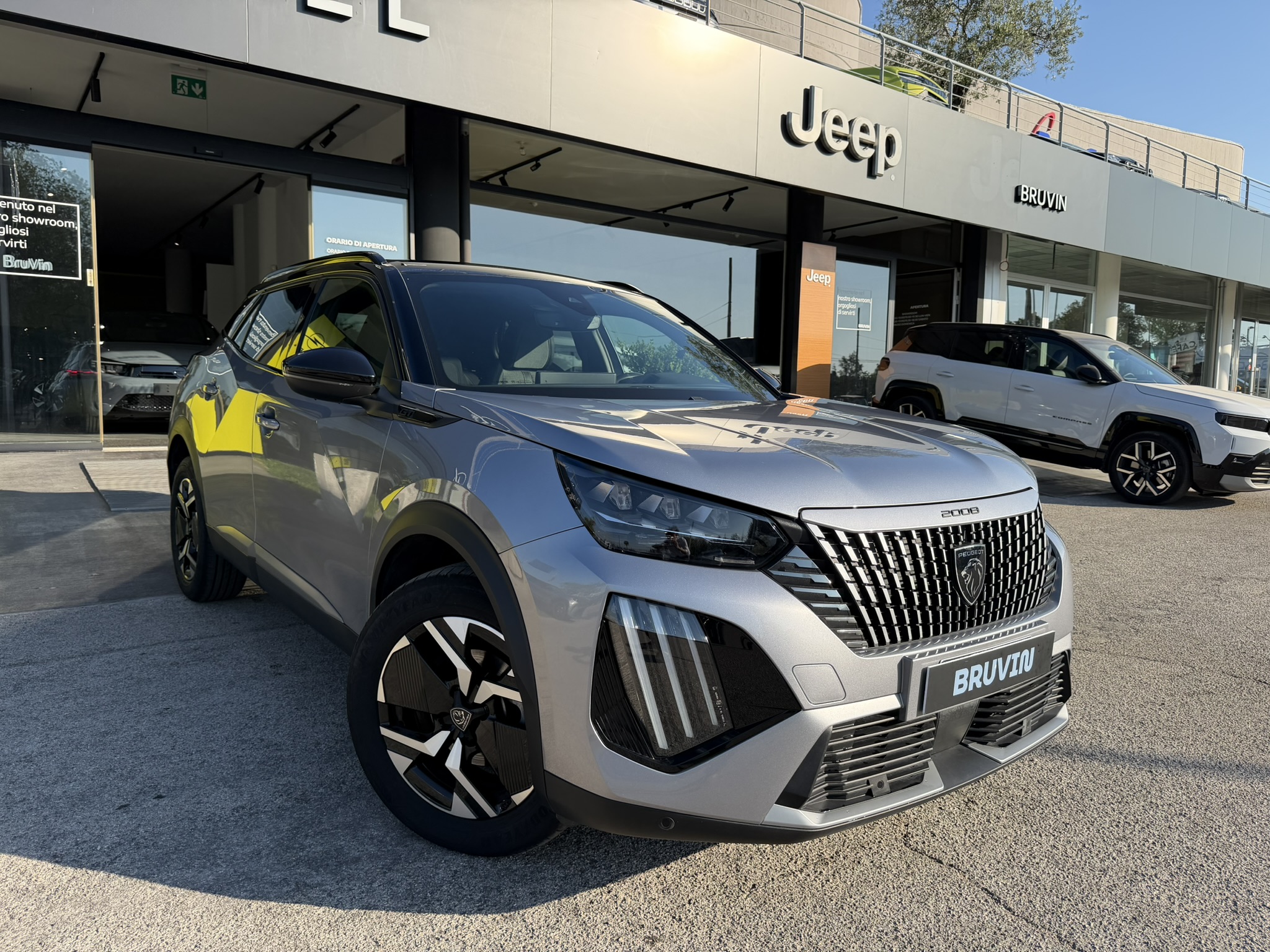 Peugeot 2008 GT 1.2 130cv AT8