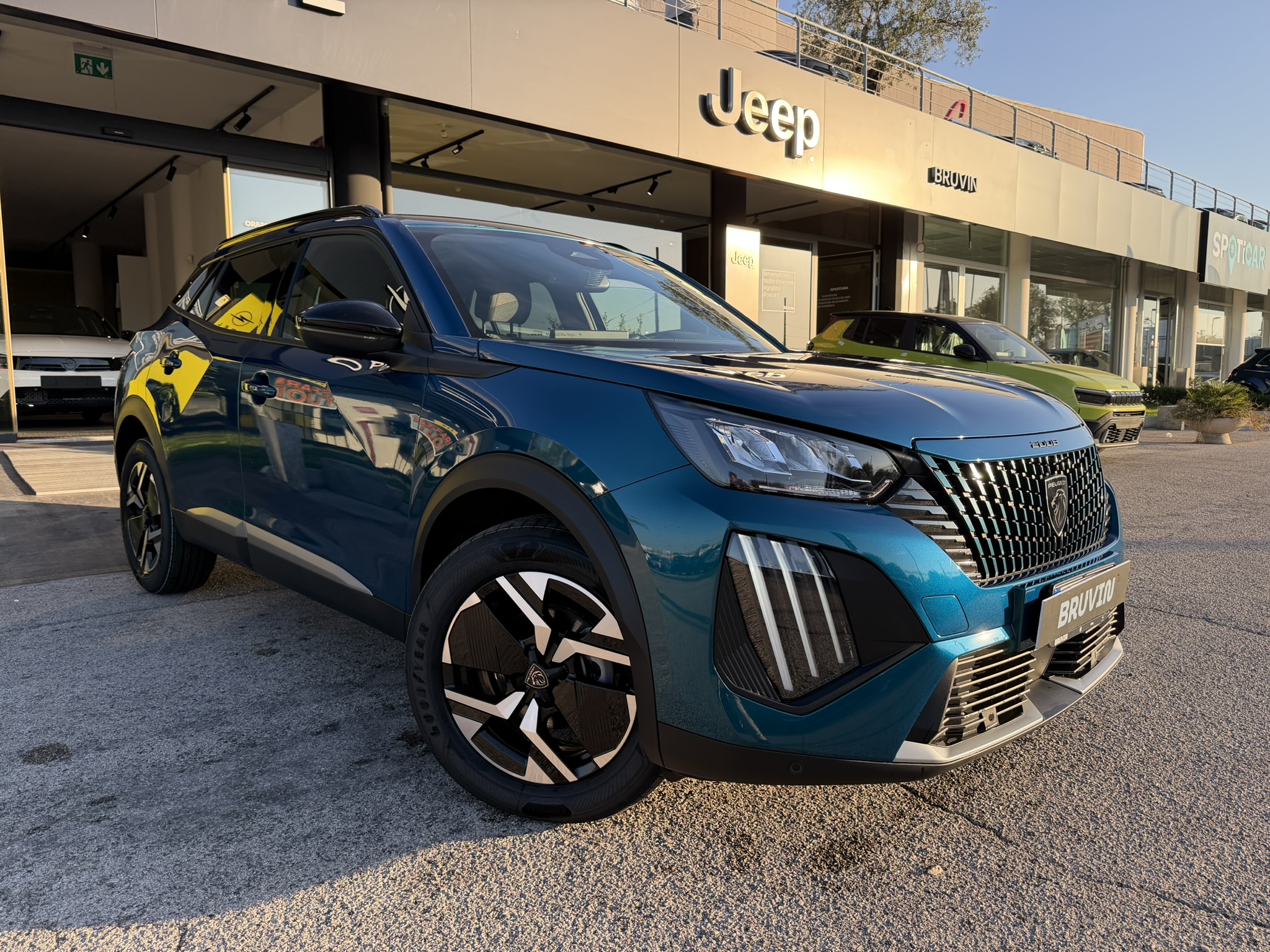 Peugeot 2008 Allure 1.2 130cv Auto