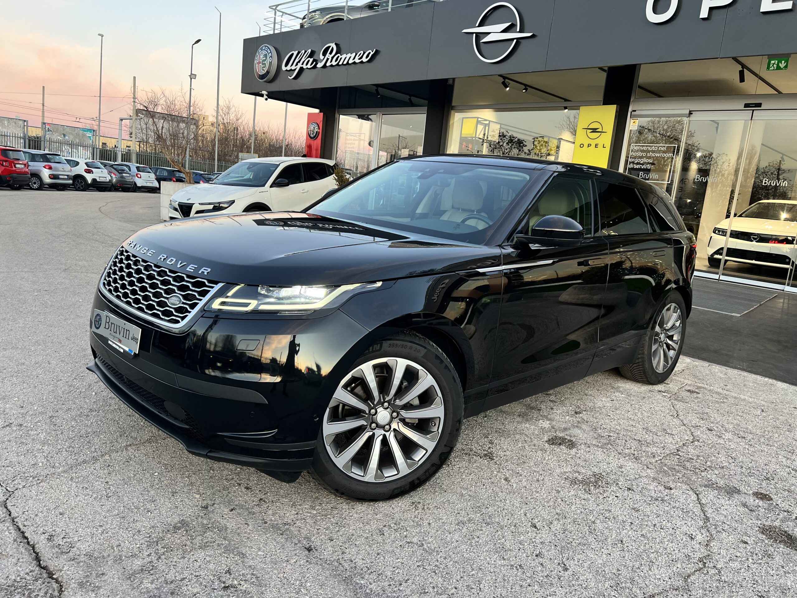 Range Rover Velar SE 4WD 2.0 240cv