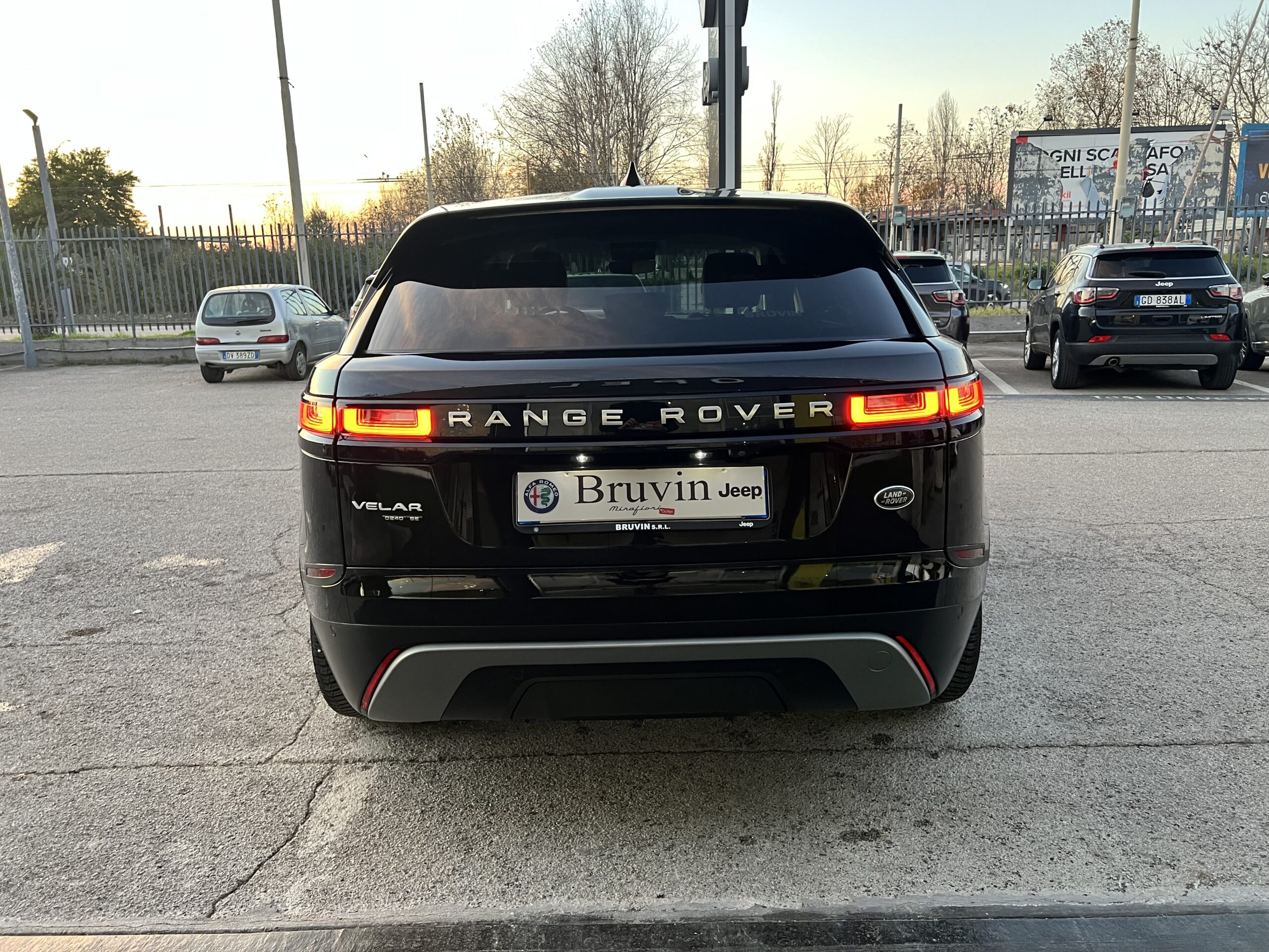 Range Rover Velar SE 4WD 2.0 240cv