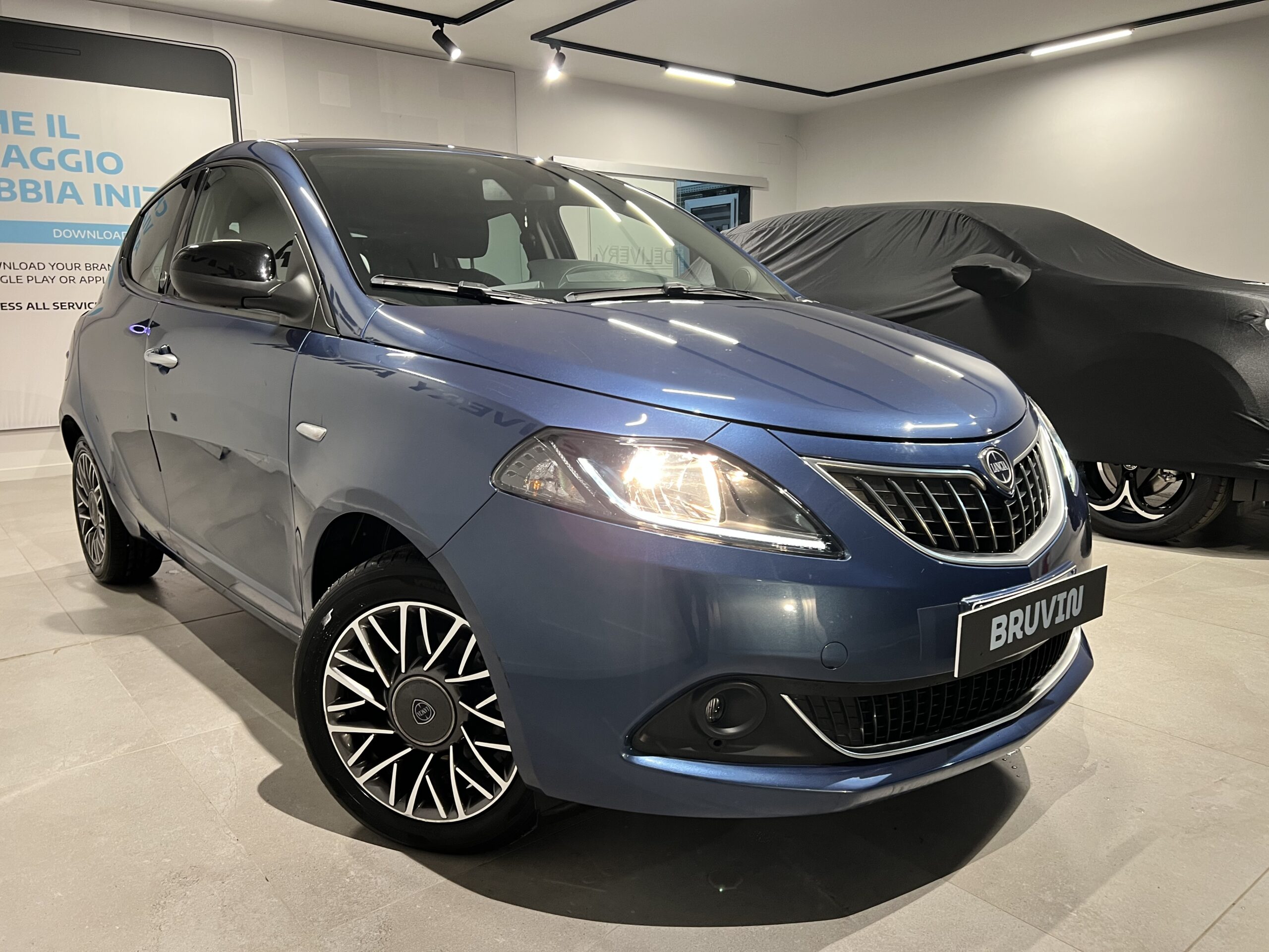 Lancia Ypsilon Gold 1.0 71cv Hybrid/GPL