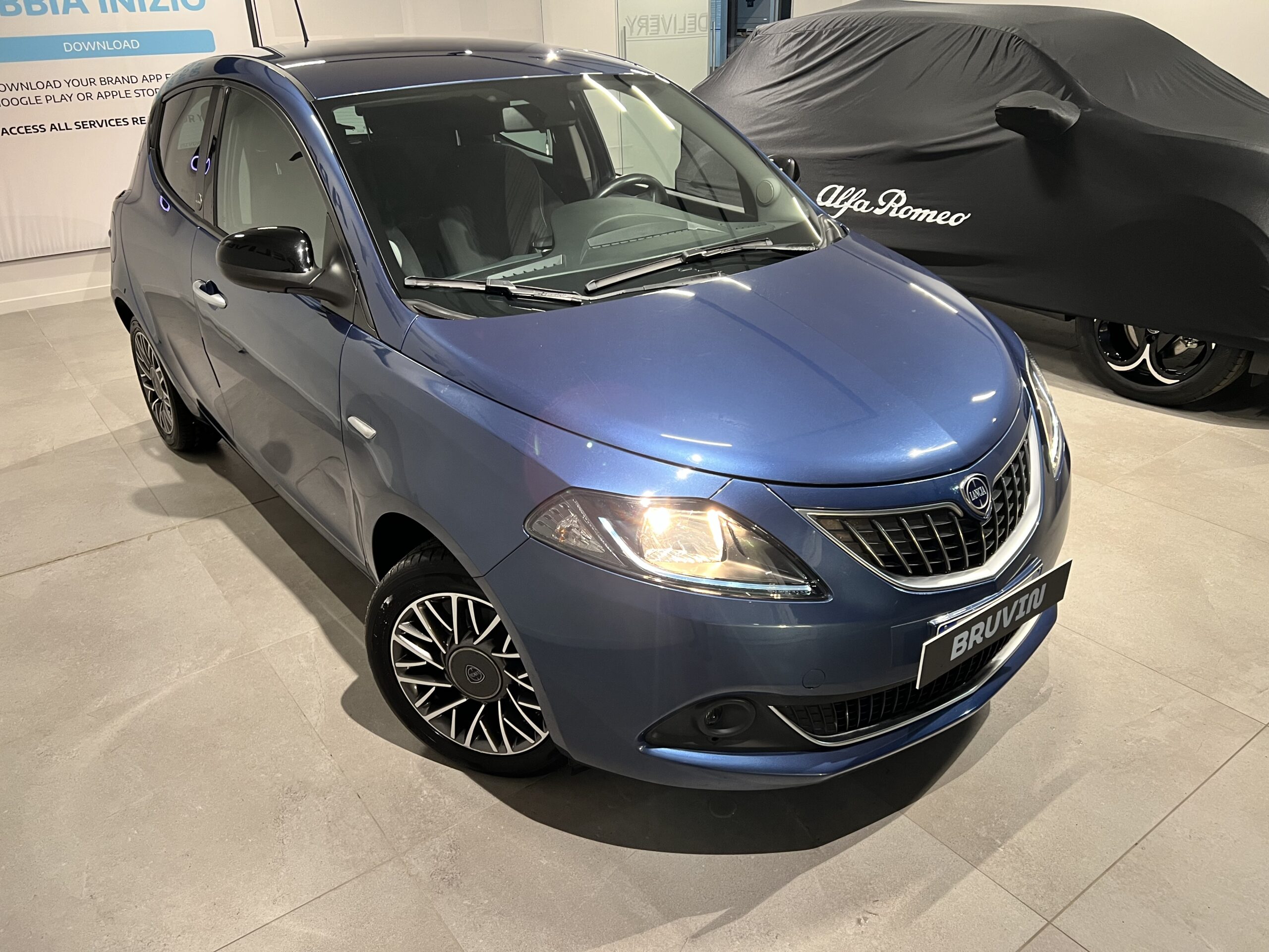 Lancia Ypsilon Gold 1.0 71cv Hybrid/GPL
