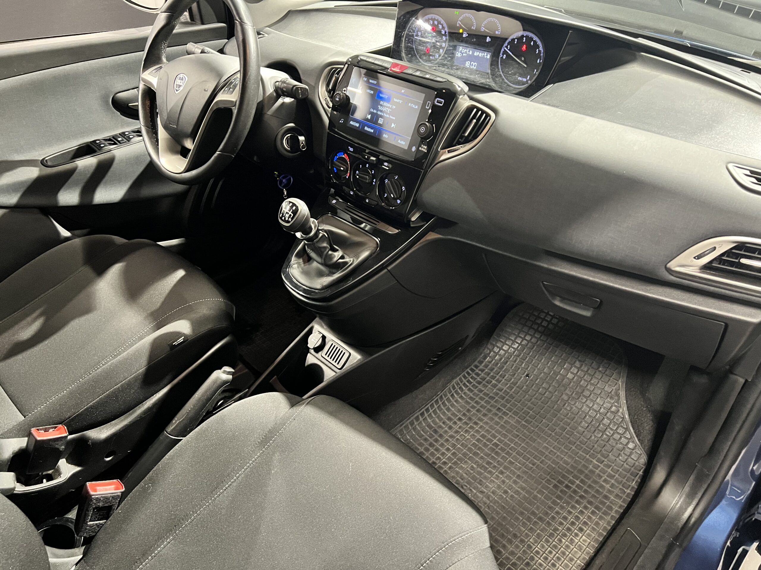 Lancia Ypsilon Gold 1.0 71cv Hybrid/GPL
