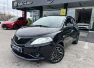 Lancia Ypsilon Silver Hybrid 1.0 70cv