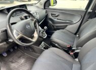 Lancia Ypsilon Silver Hybrid 1.0 70cv