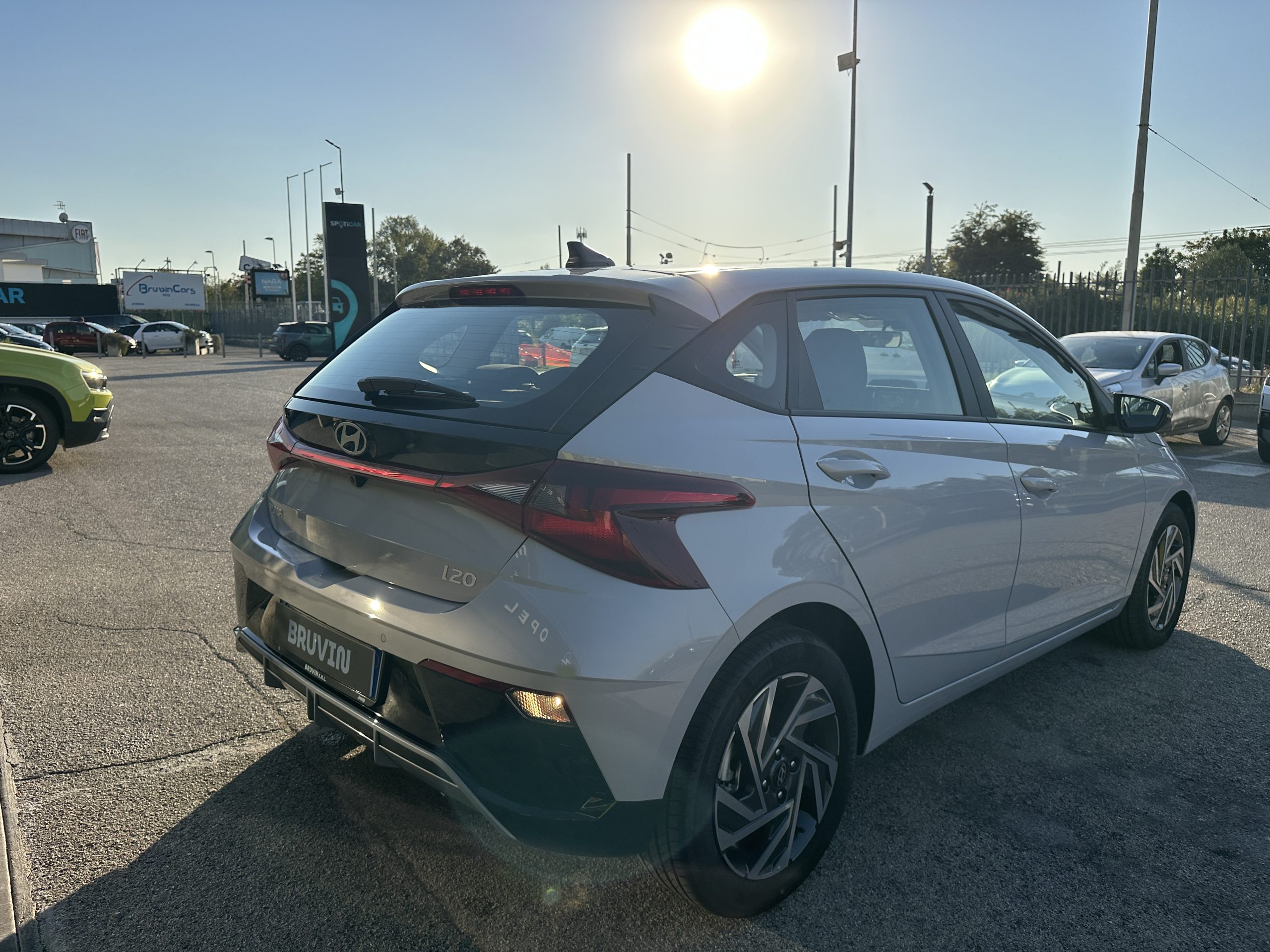 Hyundai i20 Connectline 1.0 90cv DCT