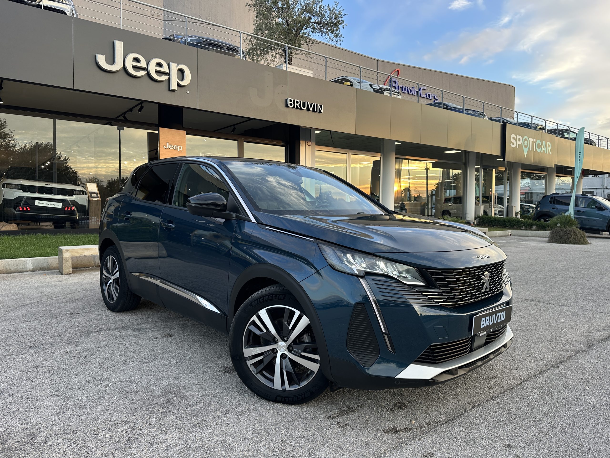 Peugeot 3008 Allure 1.5 130cv Auto