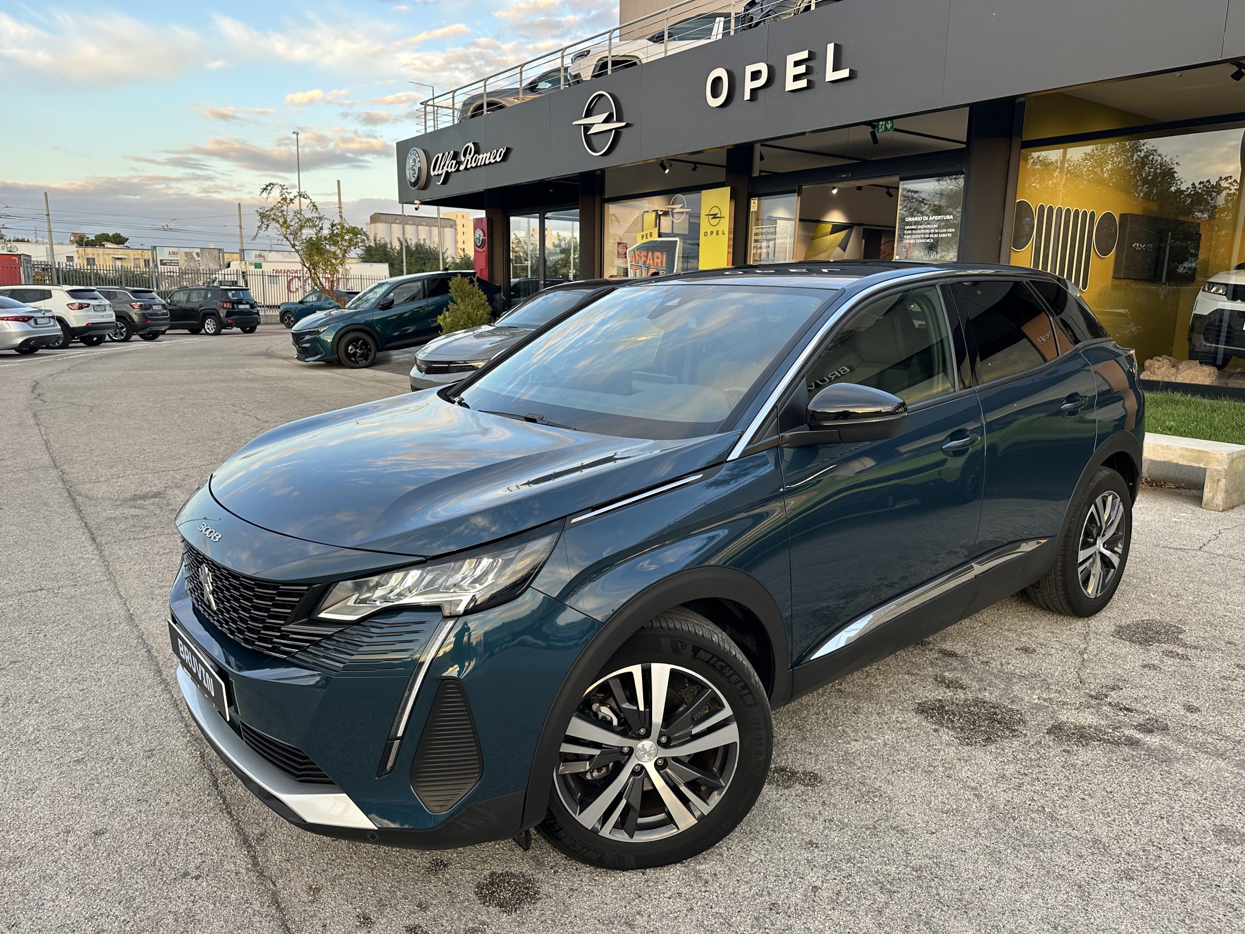 Peugeot 3008 Allure 1.5 130cv Auto