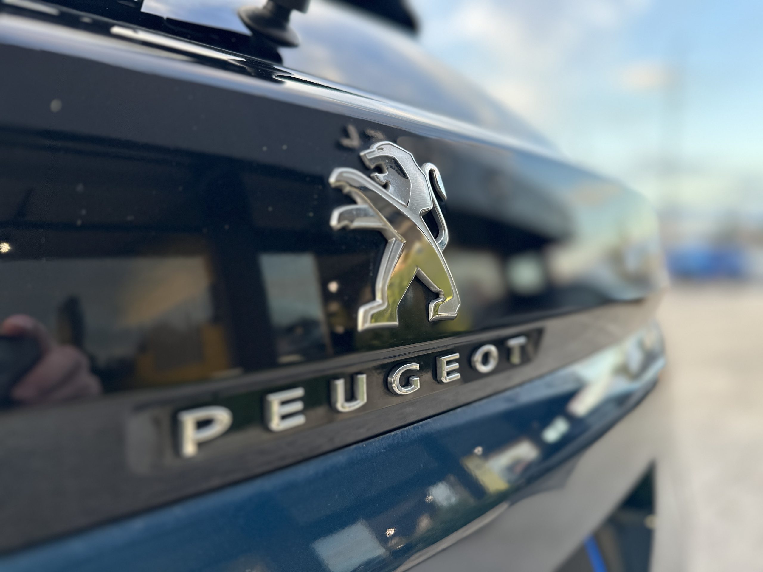 Peugeot 3008 Allure 1.5 130cv Auto