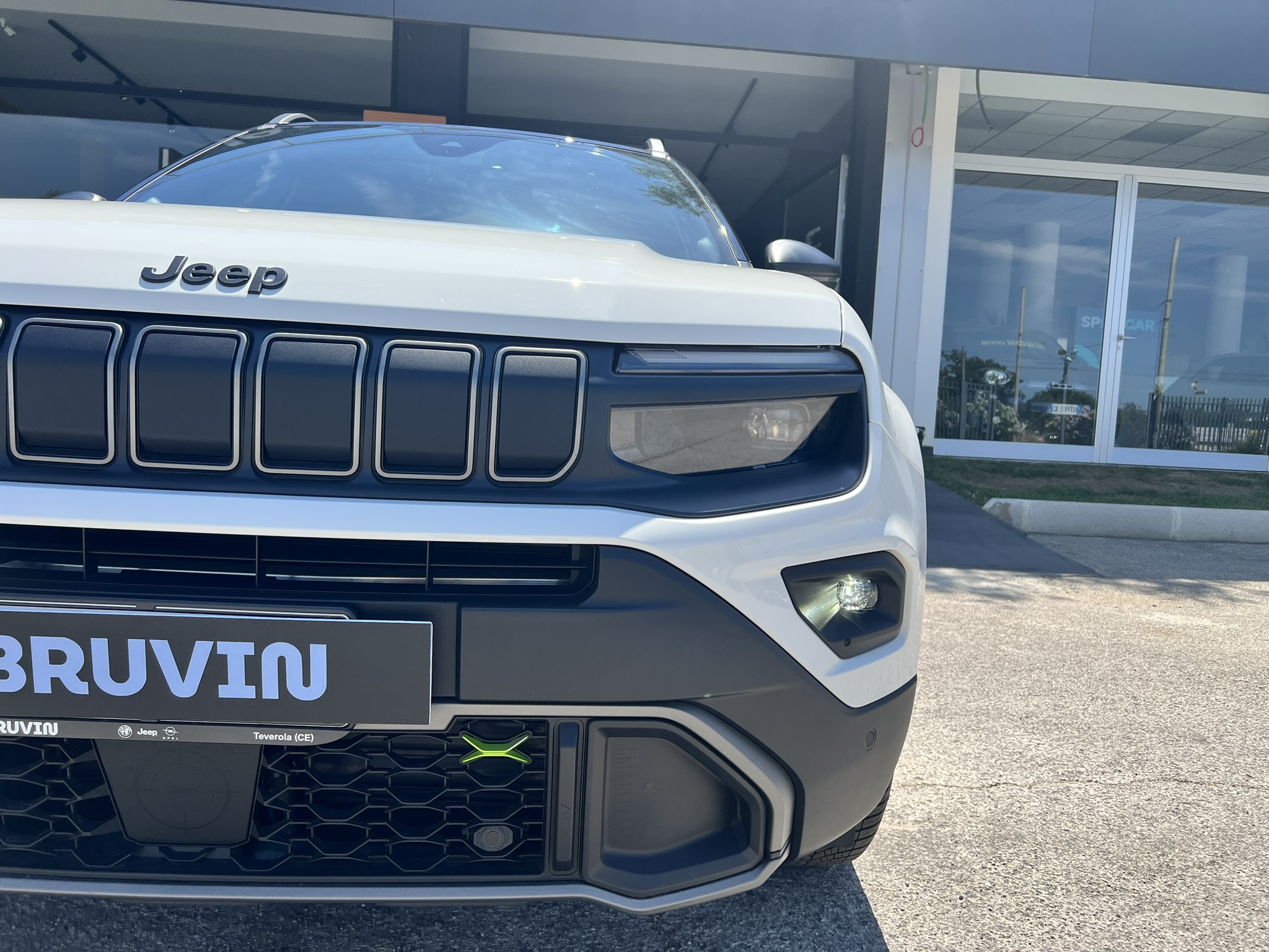 Jeep Avenger 4xe Overland 1.2 145cv