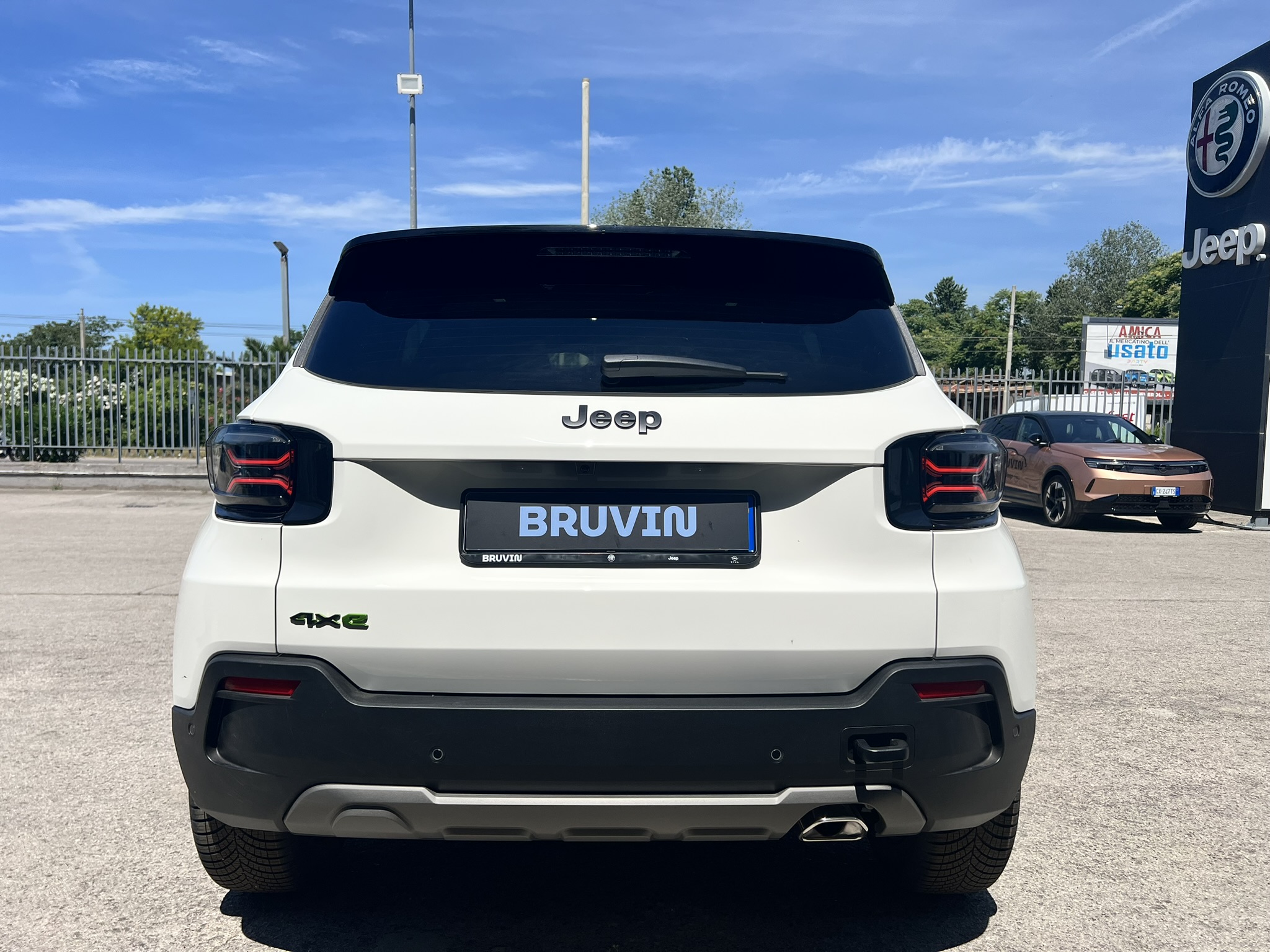 Jeep Avenger 4xe Overland 1.2 145cv