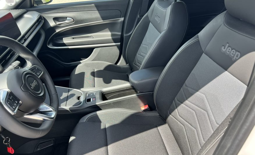 Jeep Avenger Summit Hybrid 1.2 100cv