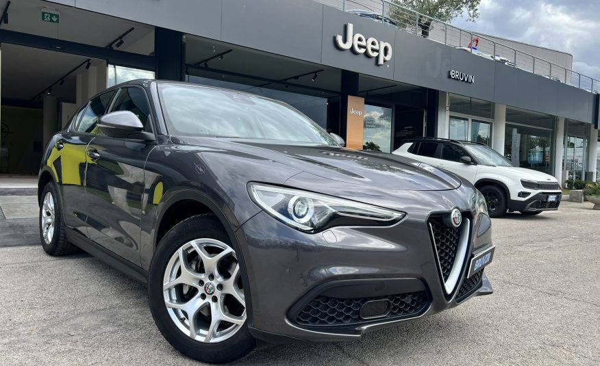 Alfa Romeo Stelvio Business 2.2 190cv Q4