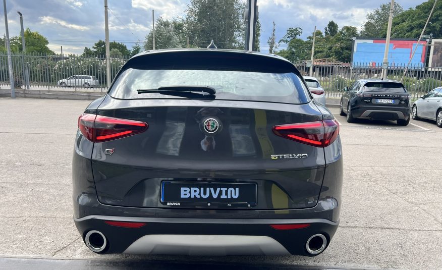 Alfa Romeo Stelvio Business 2.2 190cv Q4