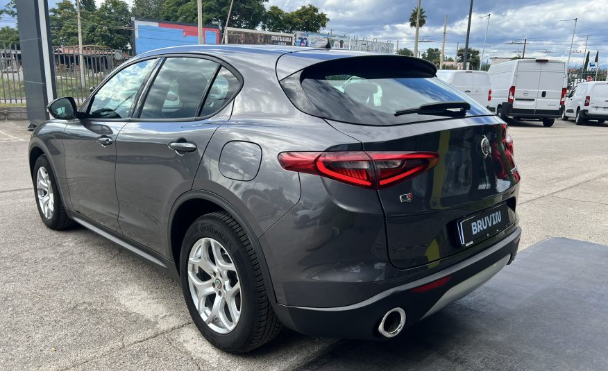 Alfa Romeo Stelvio Business 2.2 190cv Q4