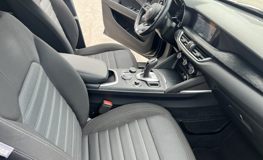 Alfa Romeo Stelvio Business 2.2 190cv Q4