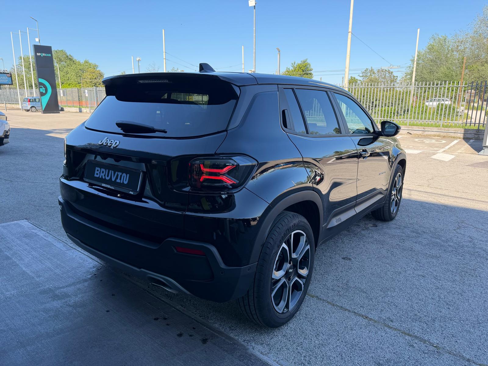 Jeep Avenger Summit 1.2 100cv